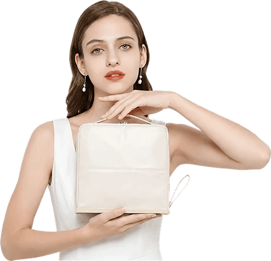 Person holding the closed organizer to show its portable scale